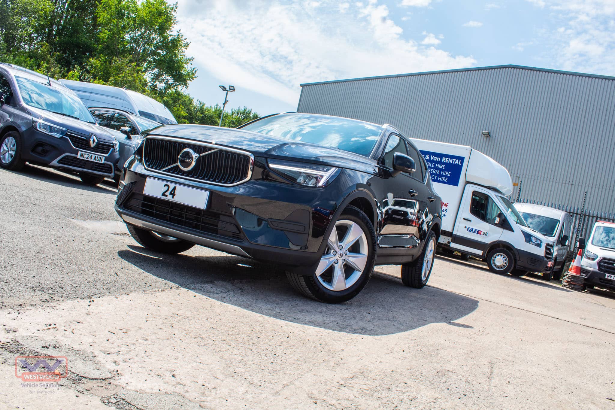 Volvo XC40 2024 B3