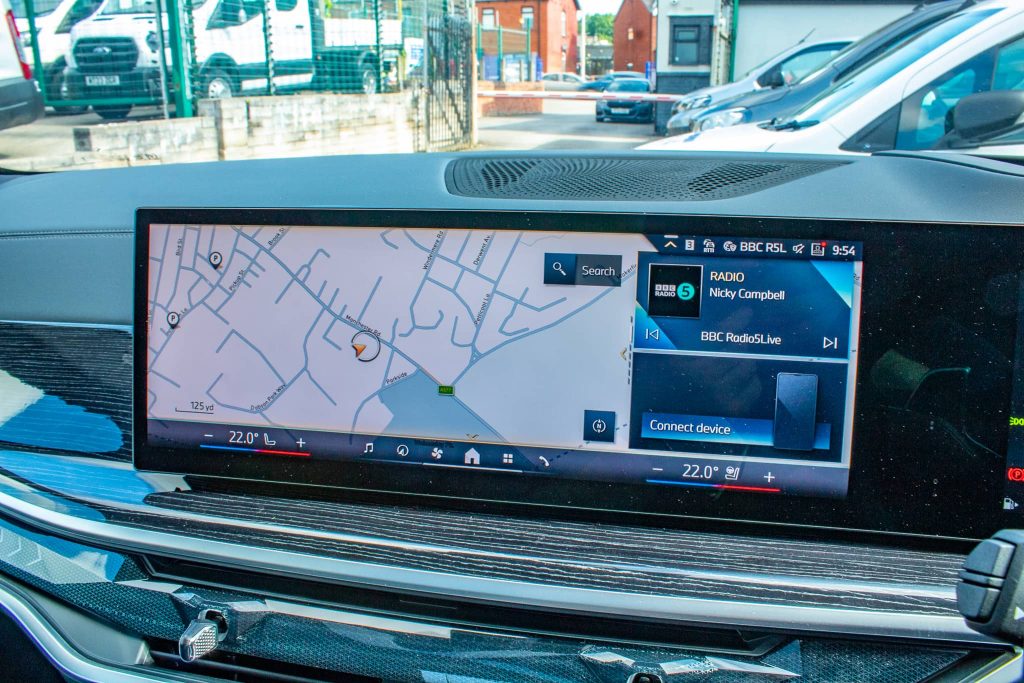 2024 BMW X5 satnav